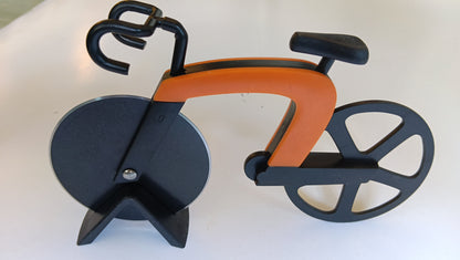 Coupe-Pizza Vélo piste – L'accessoire aussi insolite qu'efficace