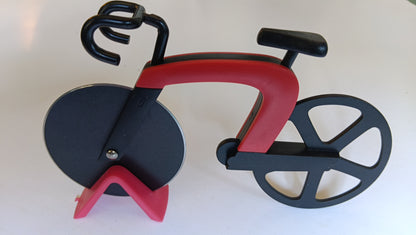 Coupe-Pizza Vélo piste – L'accessoire aussi insolite qu'efficace