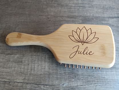 Brosse à Cheveux en Bambou